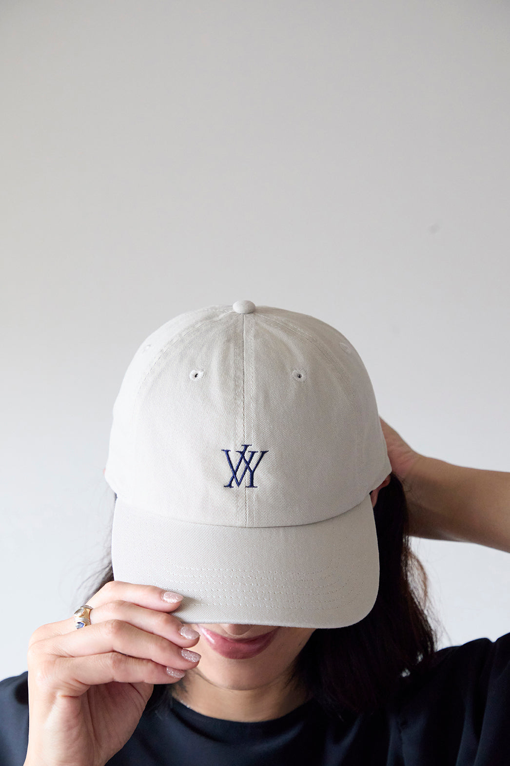 LOGO CAP